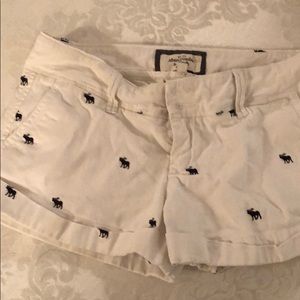 Abercrombie moose shorts